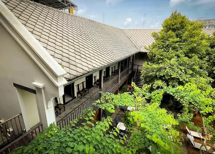 Hotel Villa Bangkok 3*