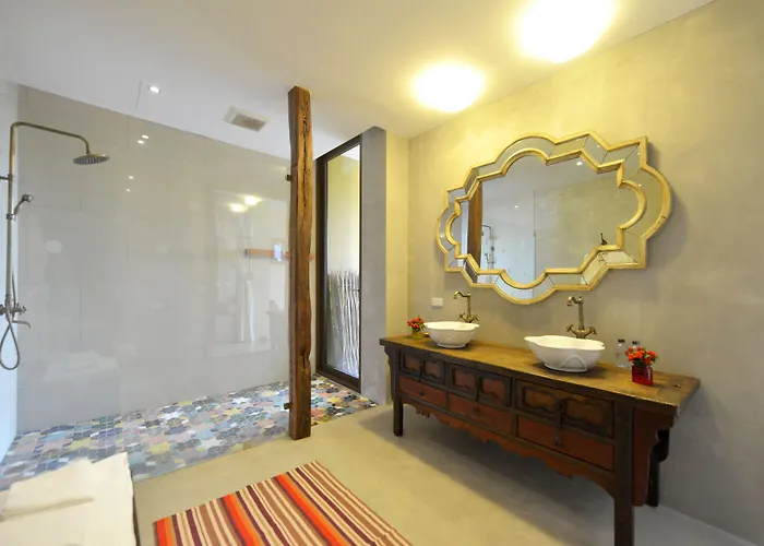 Villa Bangkok Hotel 3*