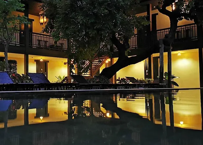 Villa Bangkok 3*